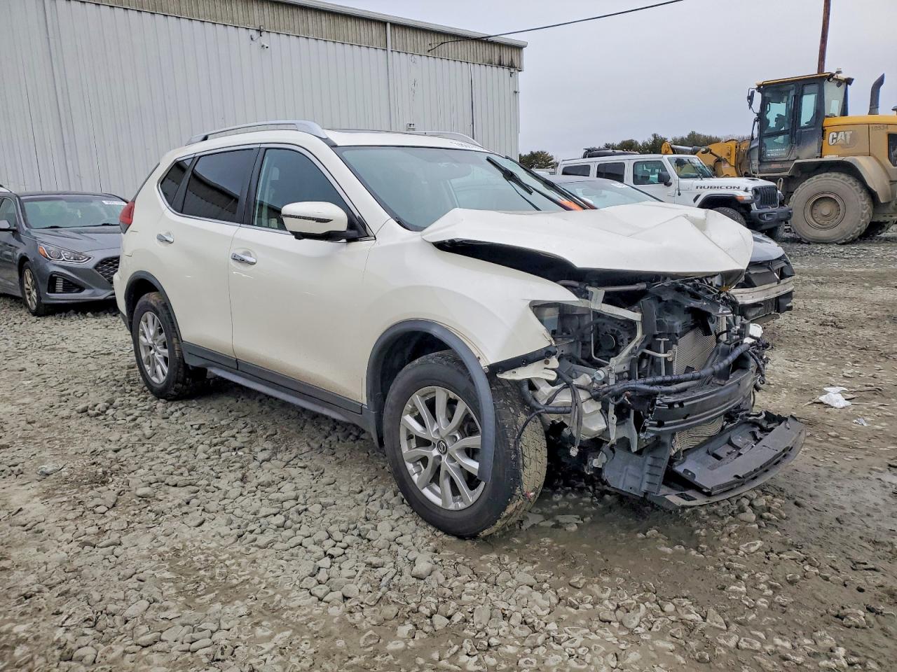 2017 NISSAN ROGUE S photo 4