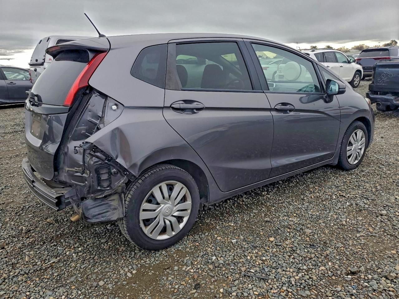 2017 HONDA FIT LX photo 3