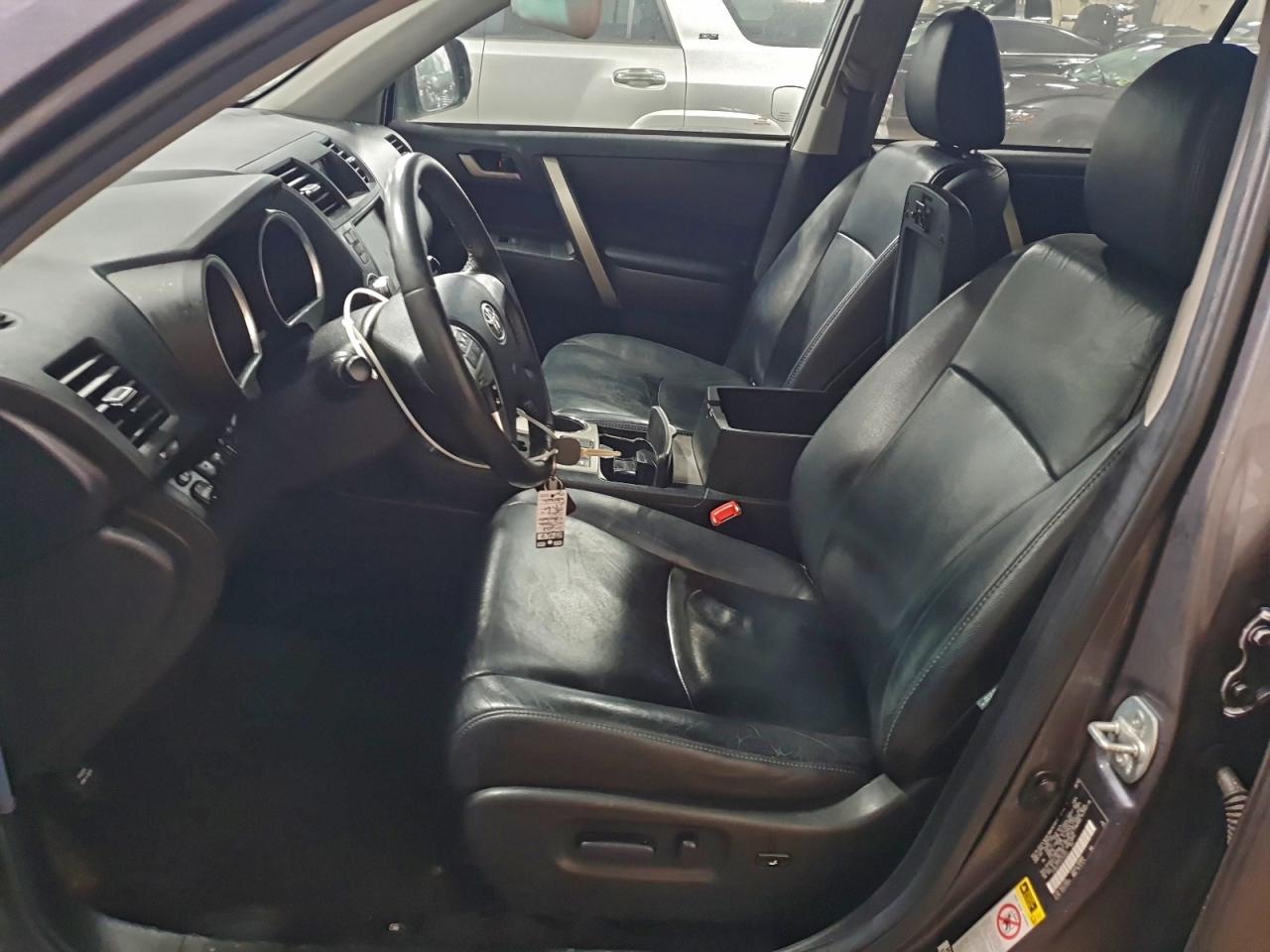 2012 TOYOTA HIGHLANDER BASE photo 7