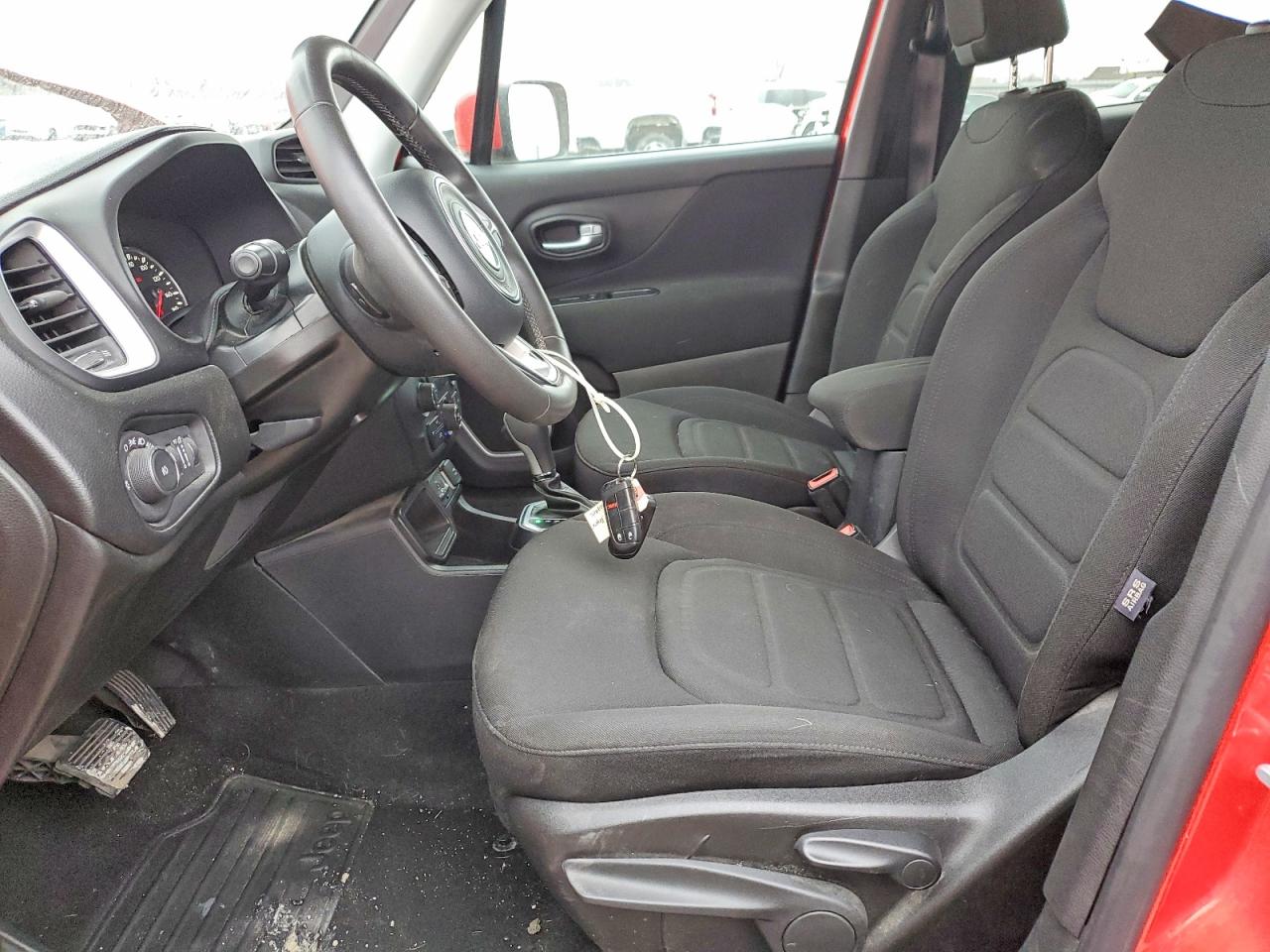 2019 JEEP RENEGADE LATITUDE photo 7