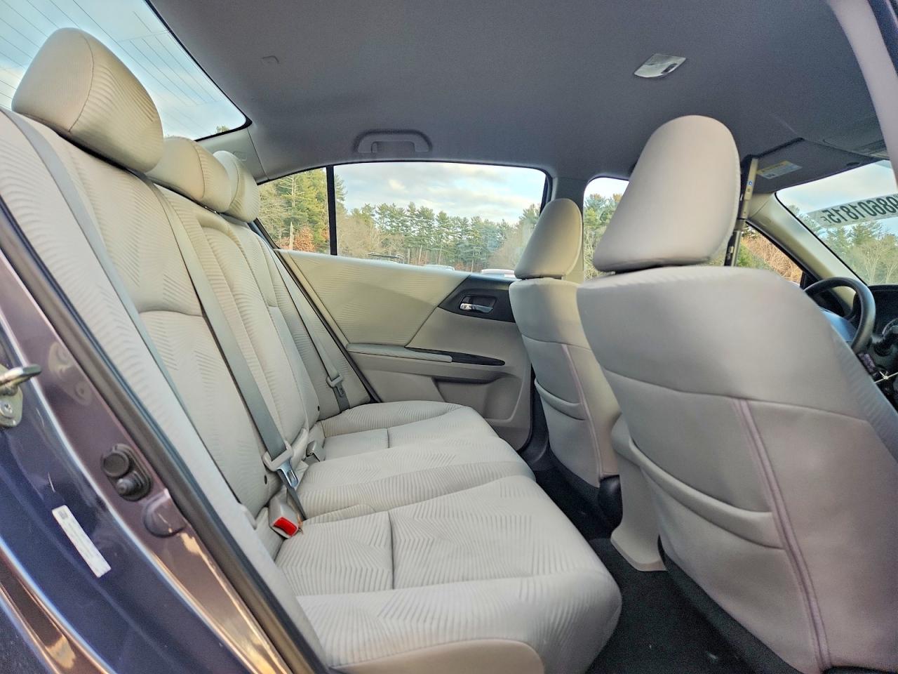 2014 HONDA ACCORD LX photo 10