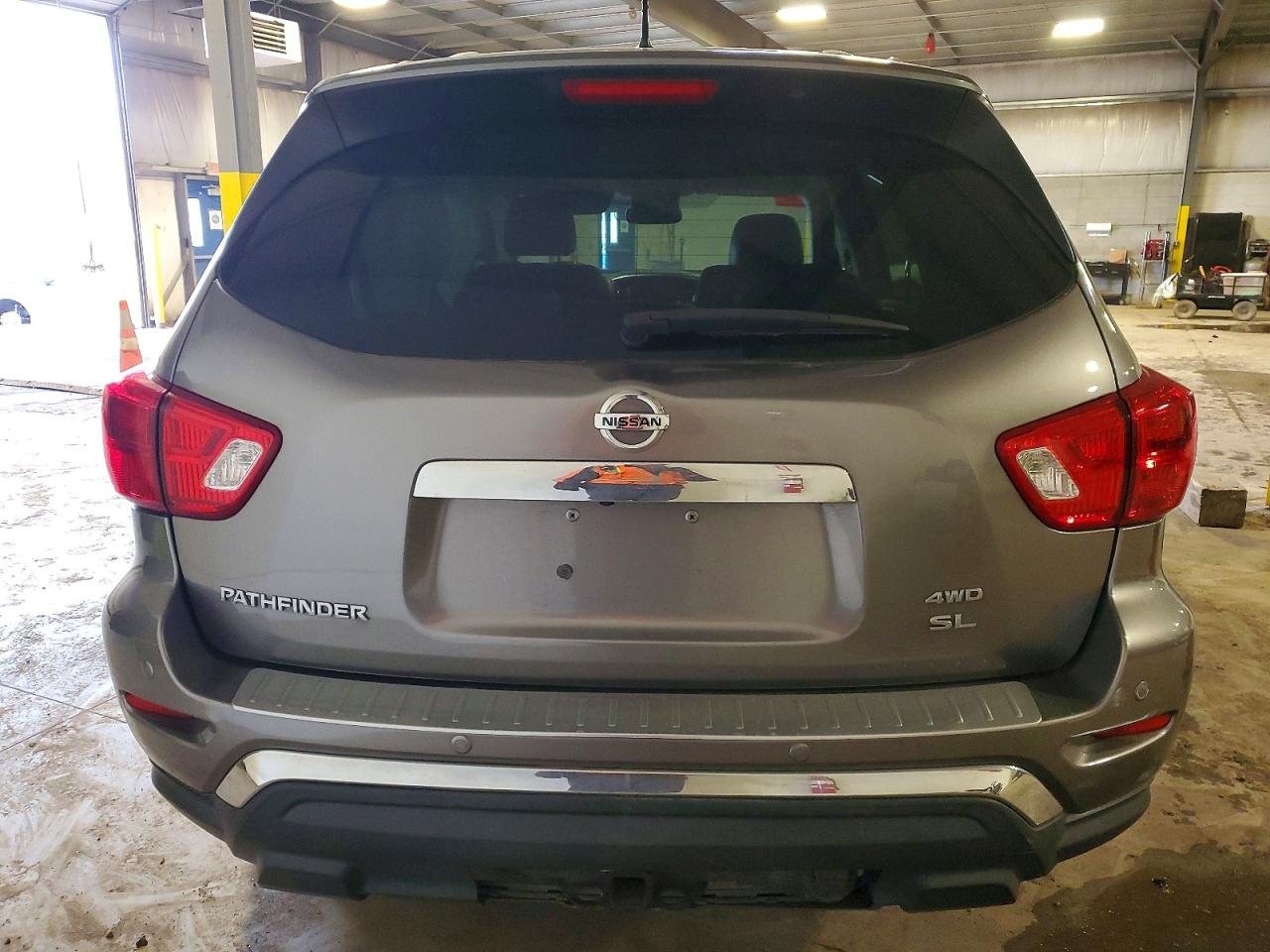 2017 NISSAN PATHFINDER SL photo 6