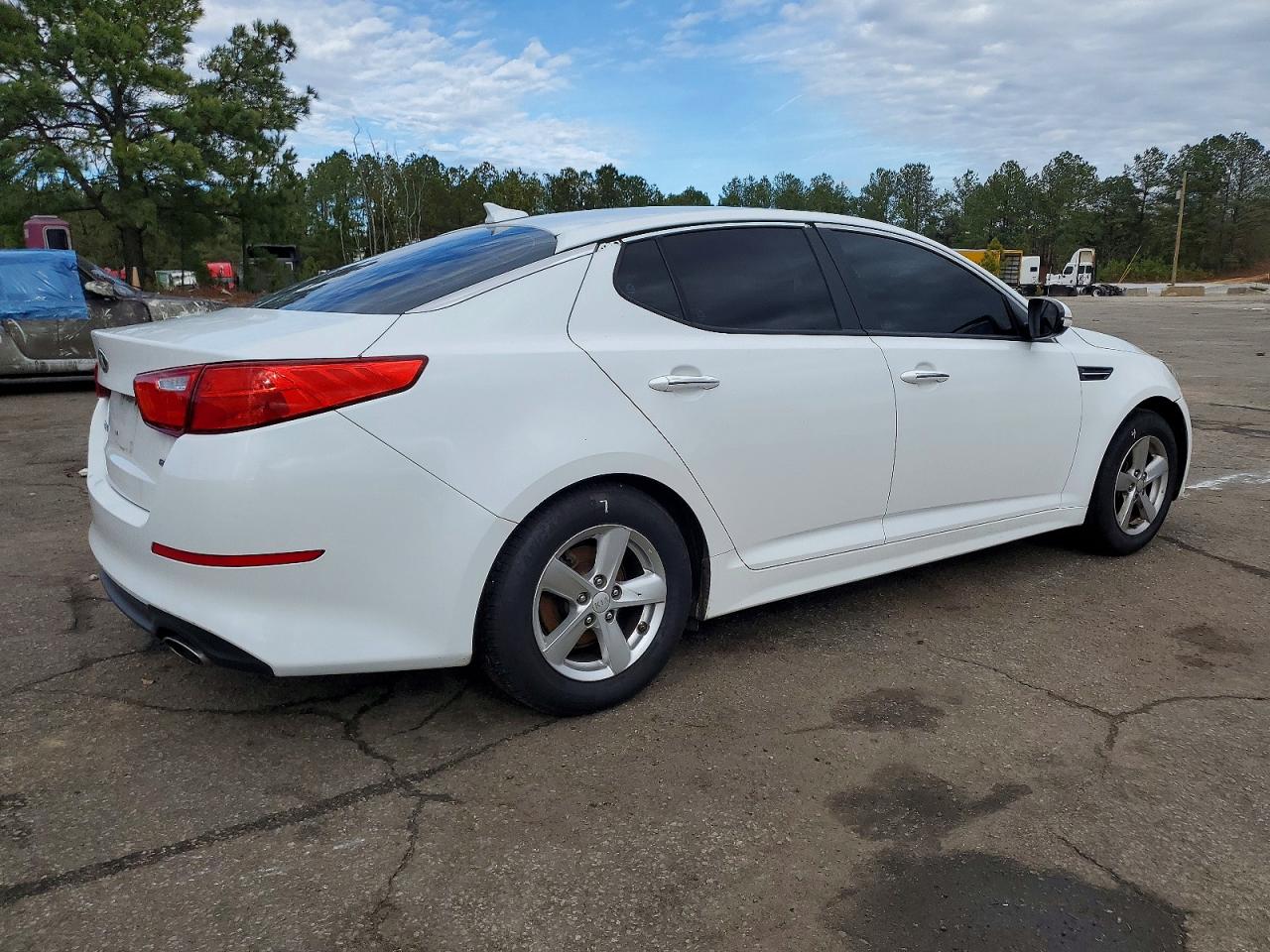 2015 KIA OPTIMA LX photo 5