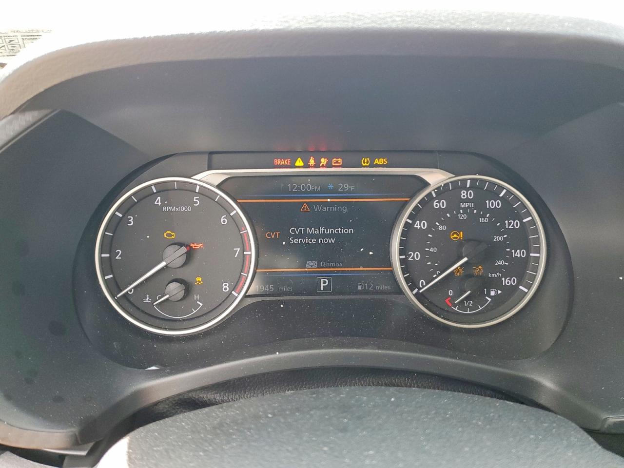 2025 NISSAN SENTRA SR photo 9