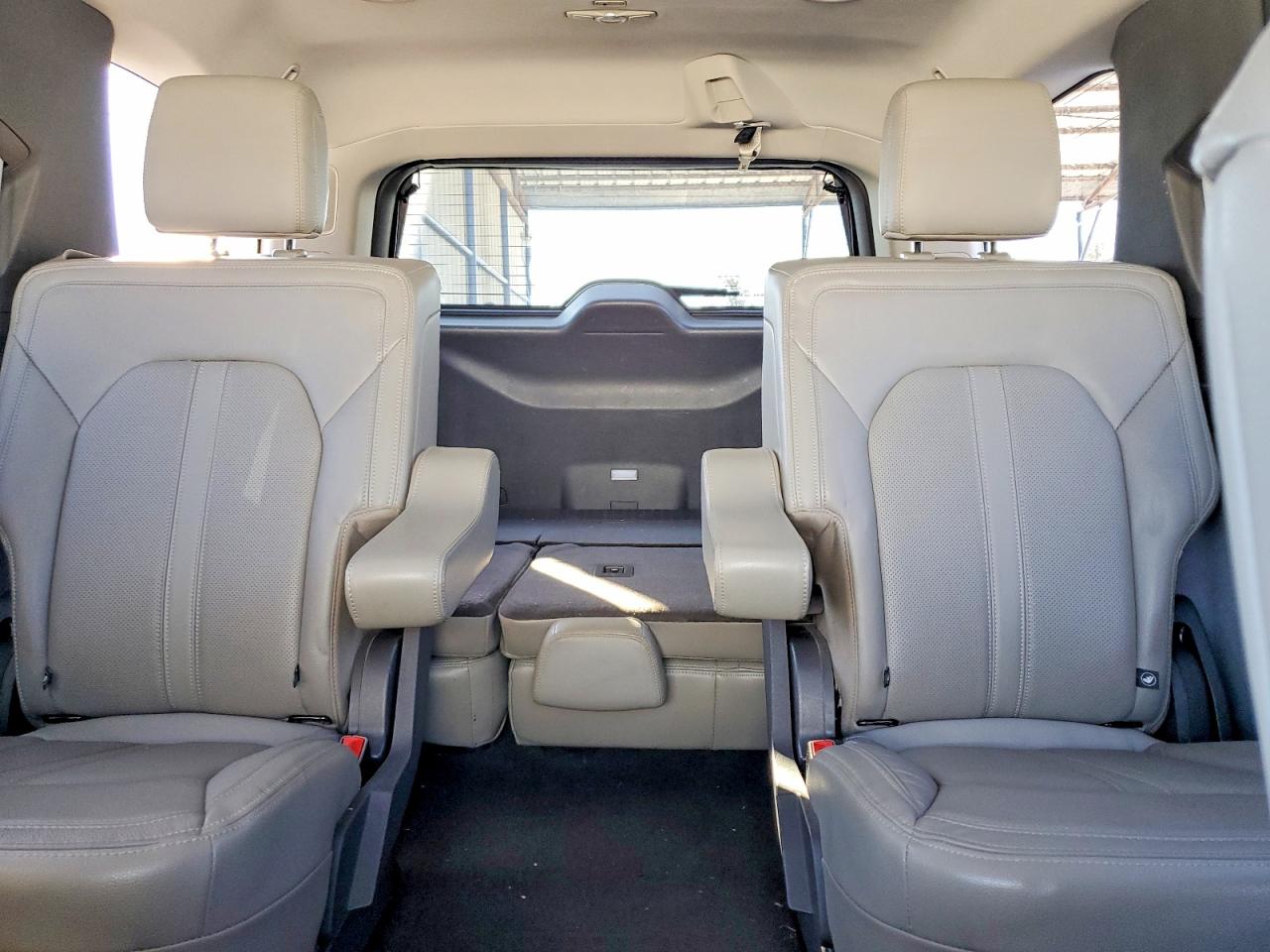 2019 FORD EXPEDITION LIMITED photo 10