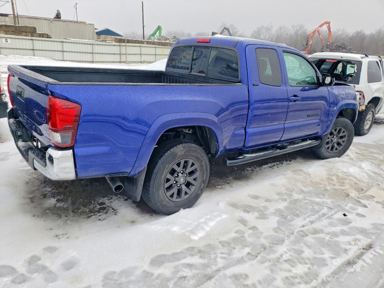 2022 TOYOTA TACOMA ACCESS CAB photo 3
