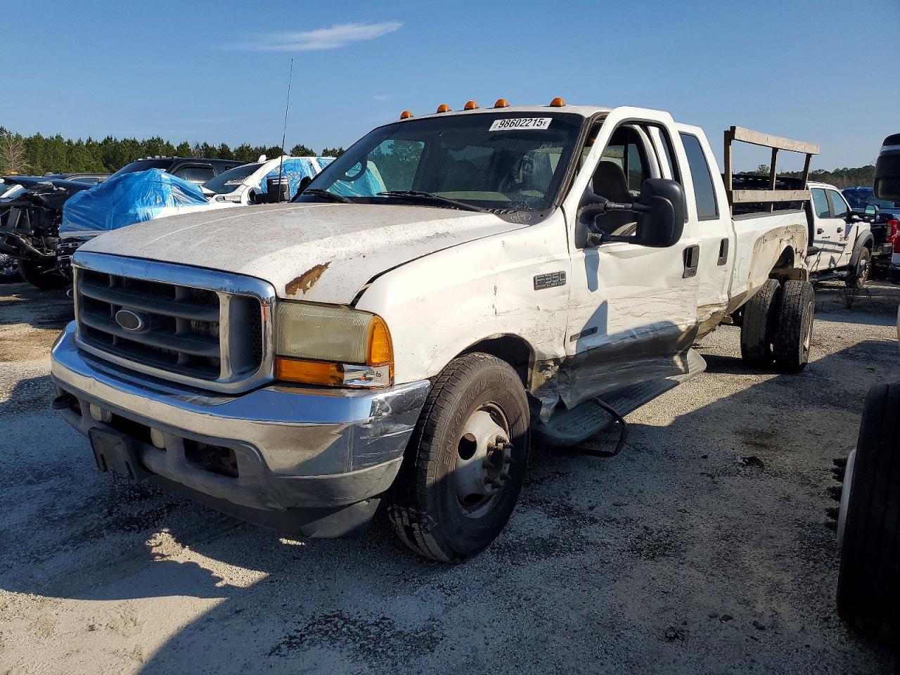 2001 FORD SUPER DUTY F-350 W/D photo 2