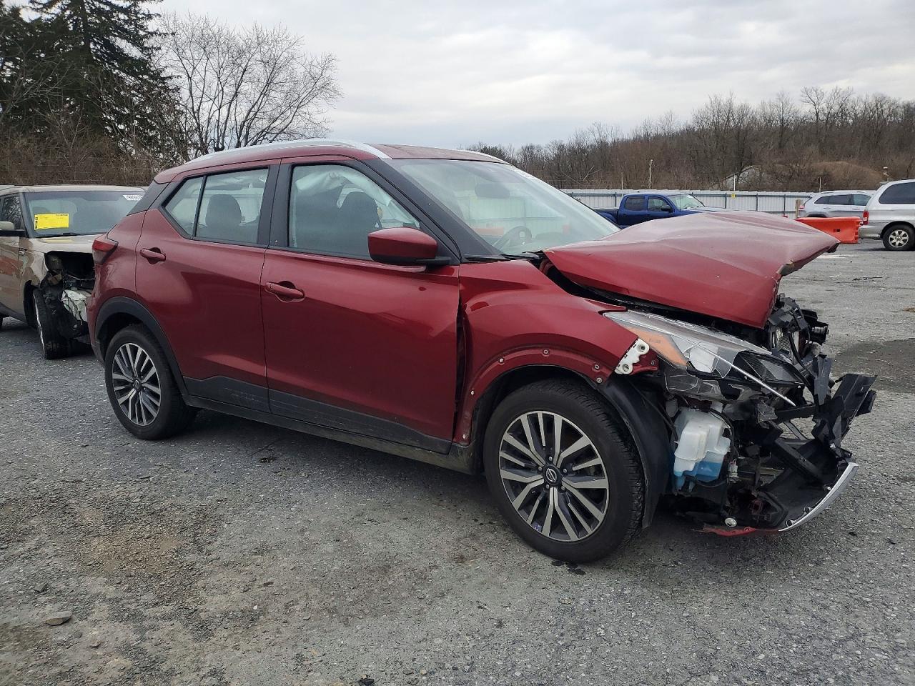 2021 NISSAN KICKS SV photo 4