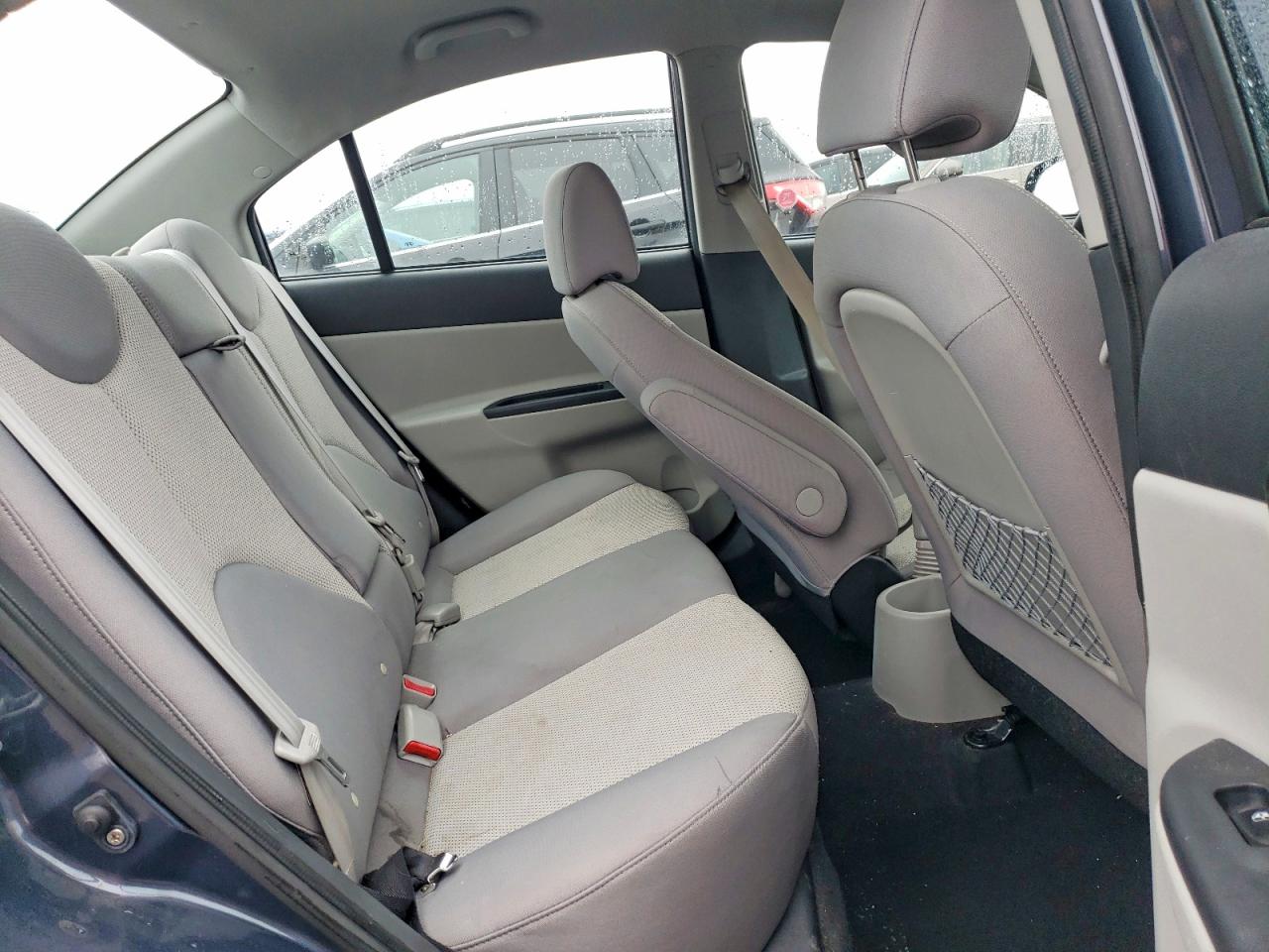 2010 HYUNDAI ACCENT GLS photo 10