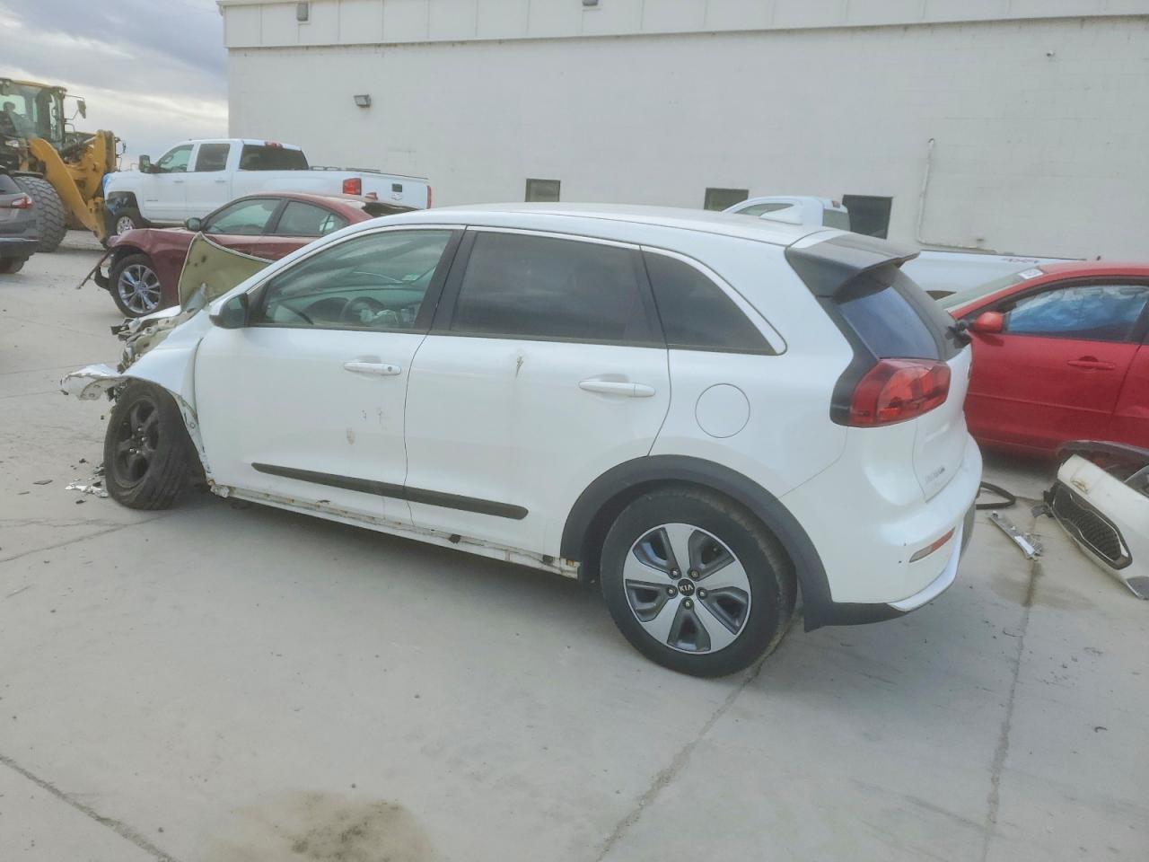 2017 KIA NIRO FE photo 2