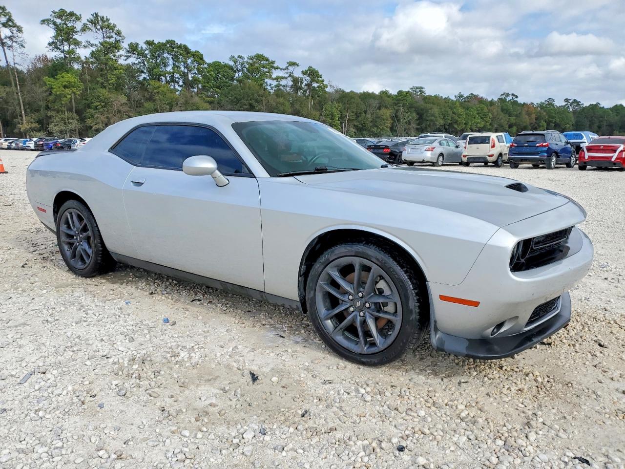2022 DODGE CHALLENGER GT photo 4