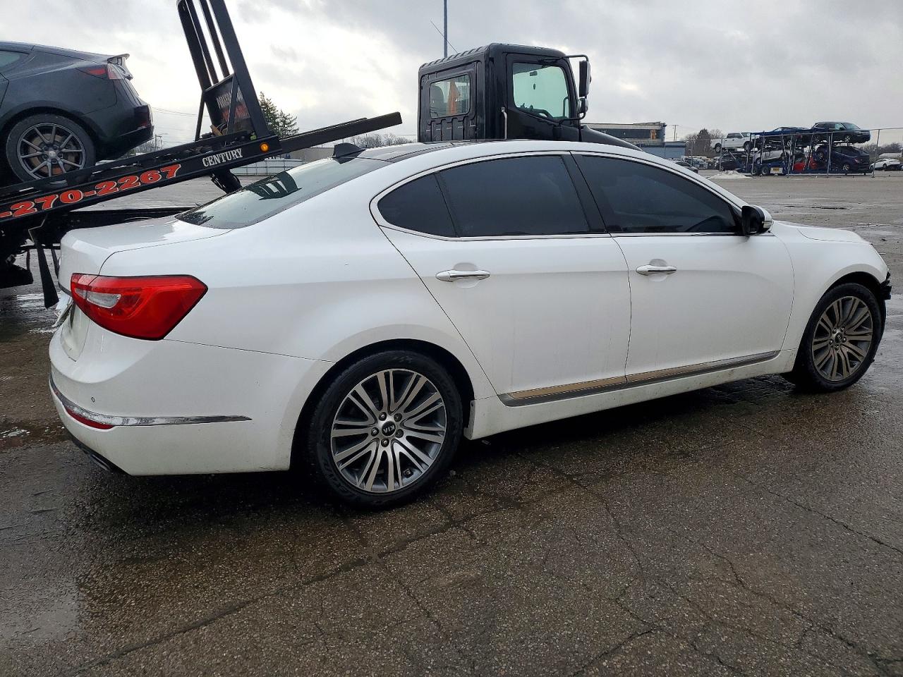 2014 KIA CADENZA PREMIUM photo 3