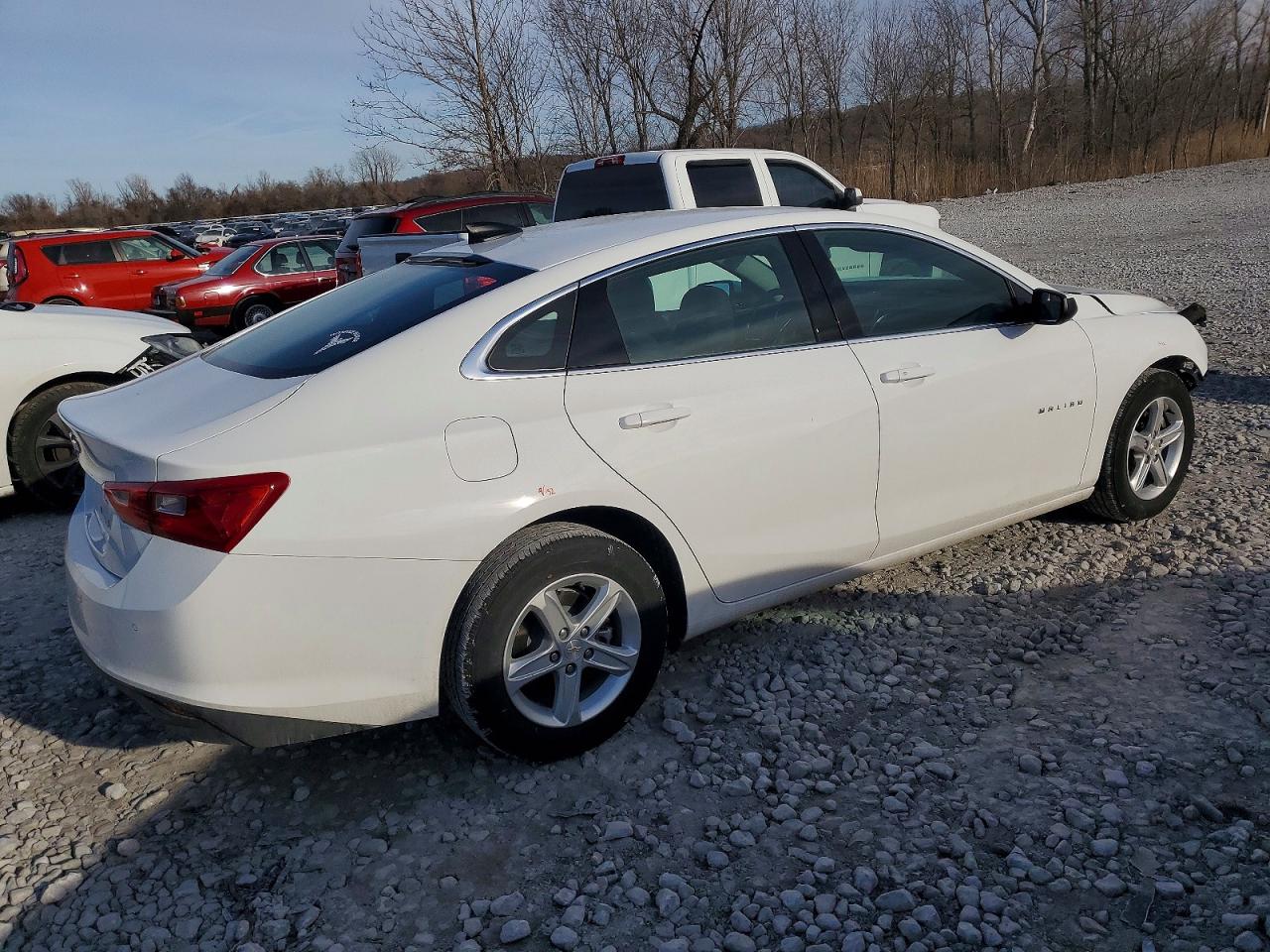 2024 CHEVROLET MALIBU LS photo 3