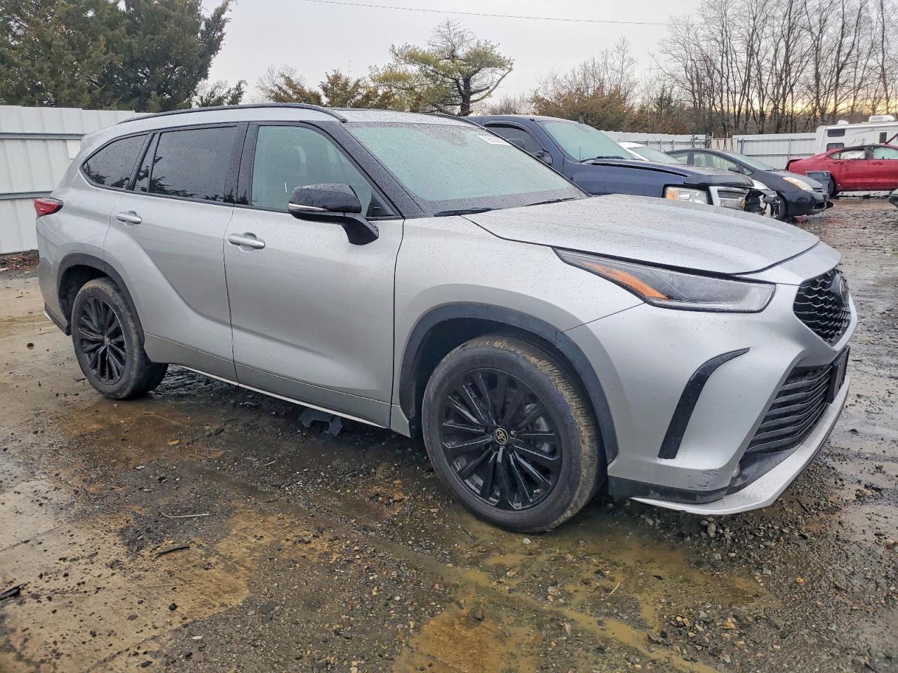 2023 TOYOTA HIGHLANDER L photo 4