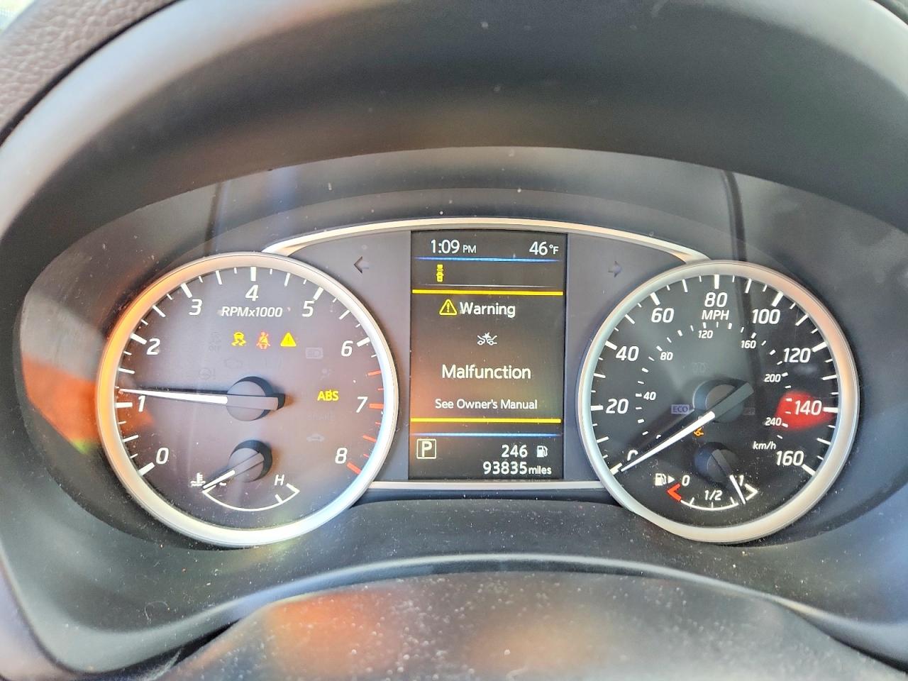 2019 NISSAN SENTRA S photo 9