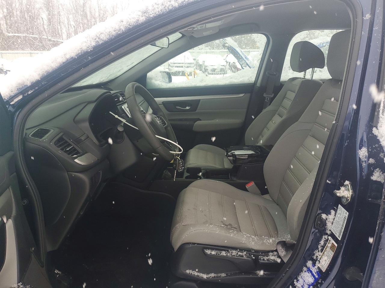 2017 HONDA CR-V LX photo 7