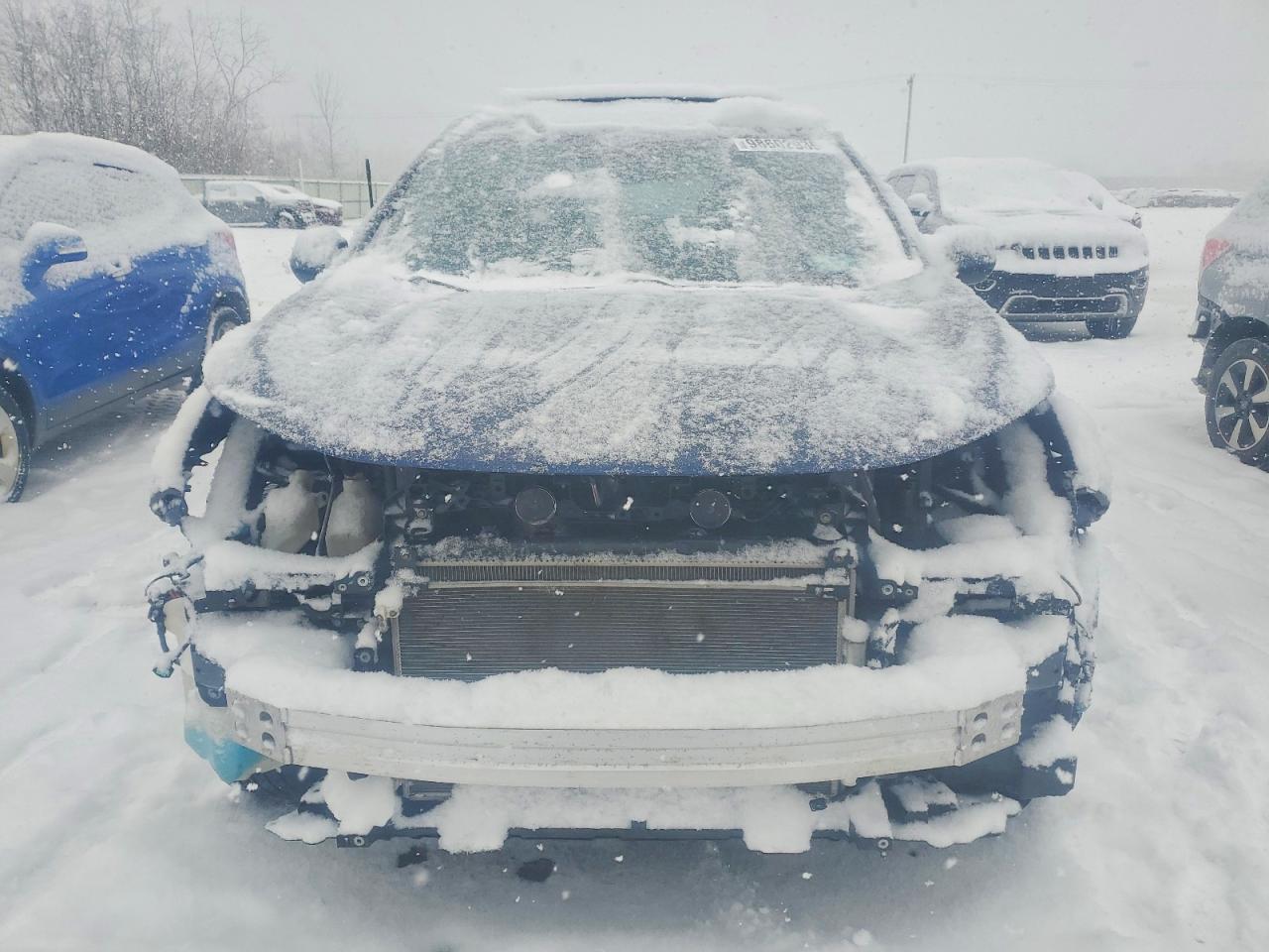 2017 HONDA CR-V LX photo 5
