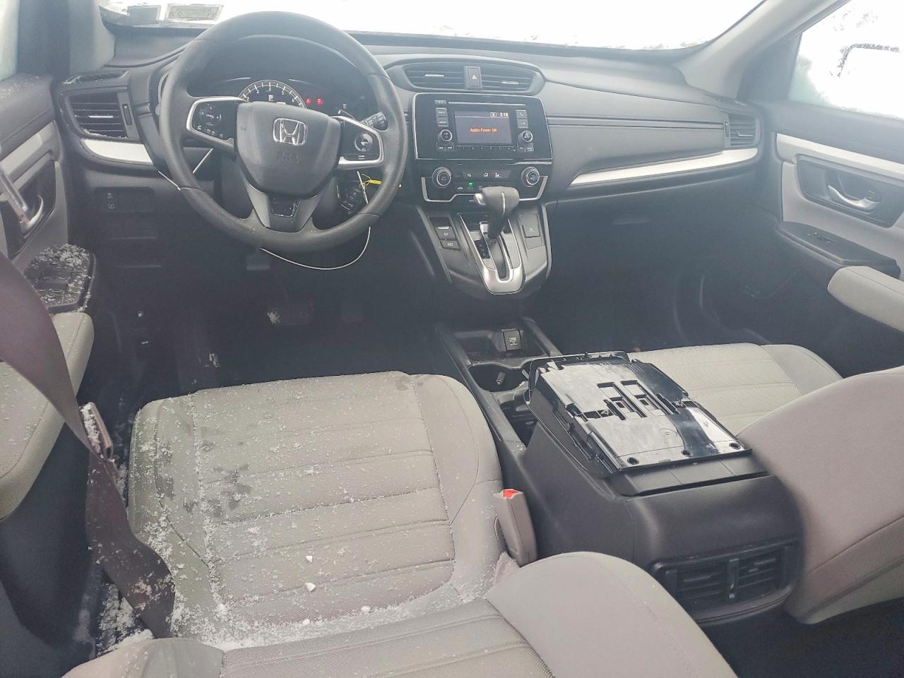 2017 HONDA CR-V LX photo 8