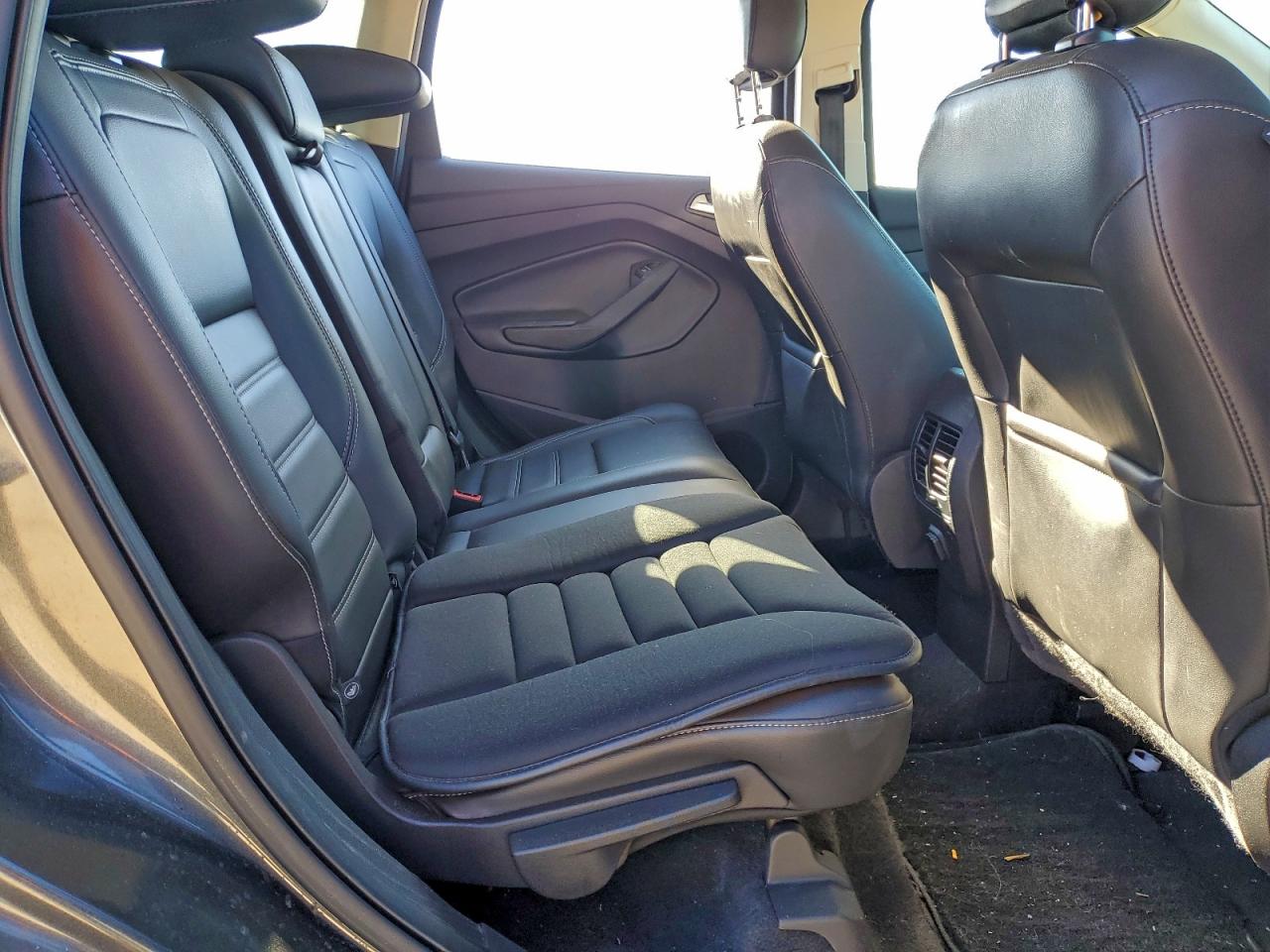 2019 FORD ESCAPE SEL photo 10
