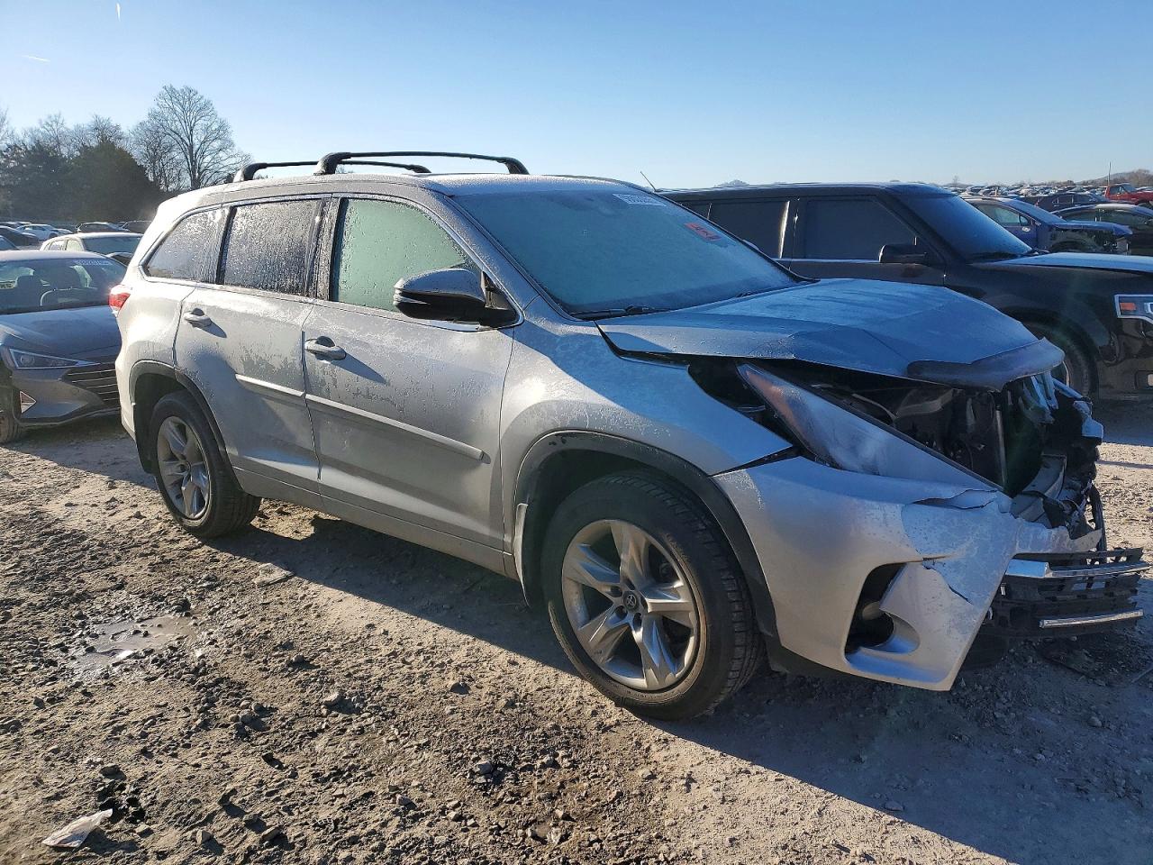 2018 TOYOTA HIGHLANDER LIMITED photo 4