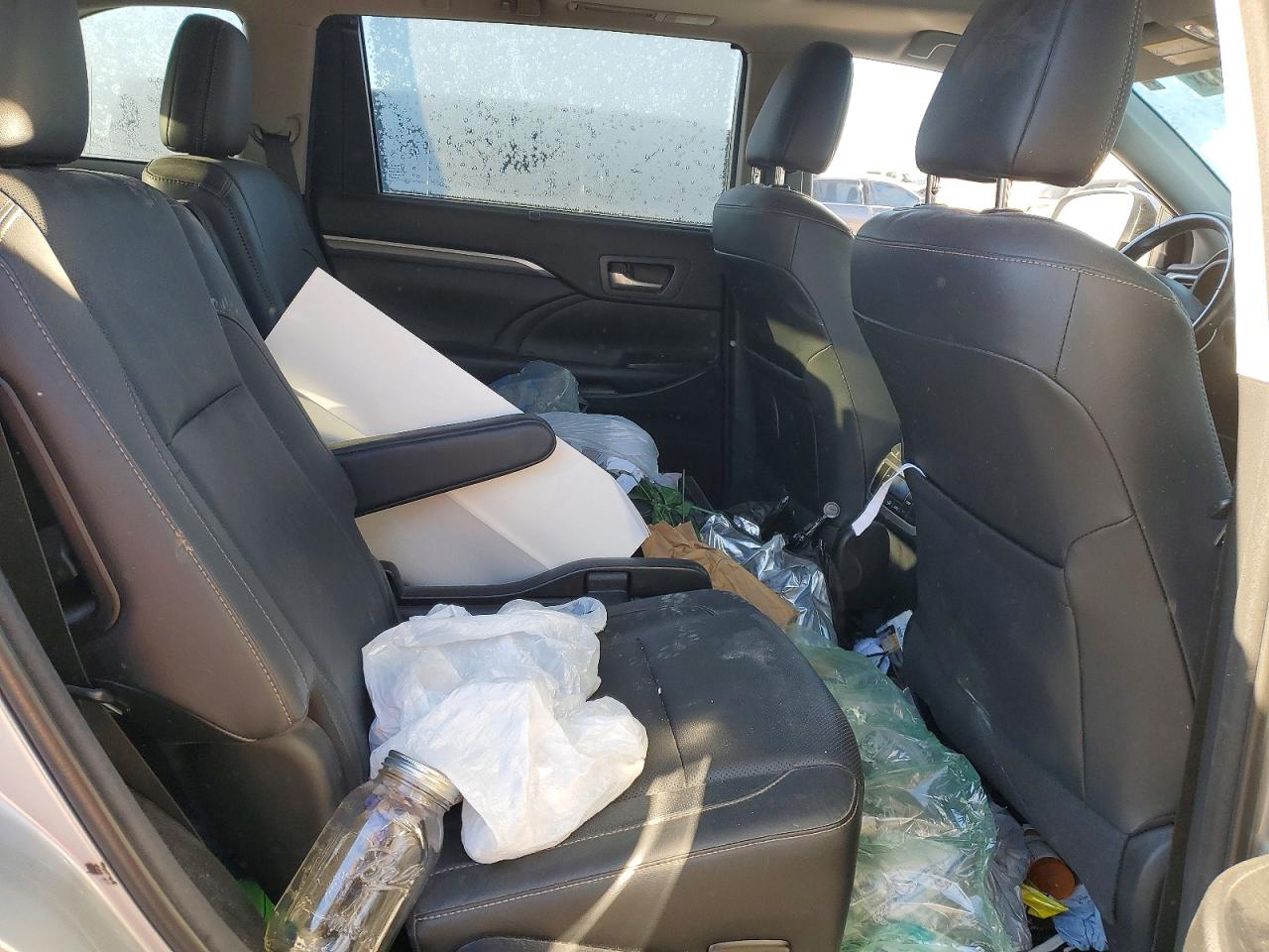2018 TOYOTA HIGHLANDER LIMITED photo 11