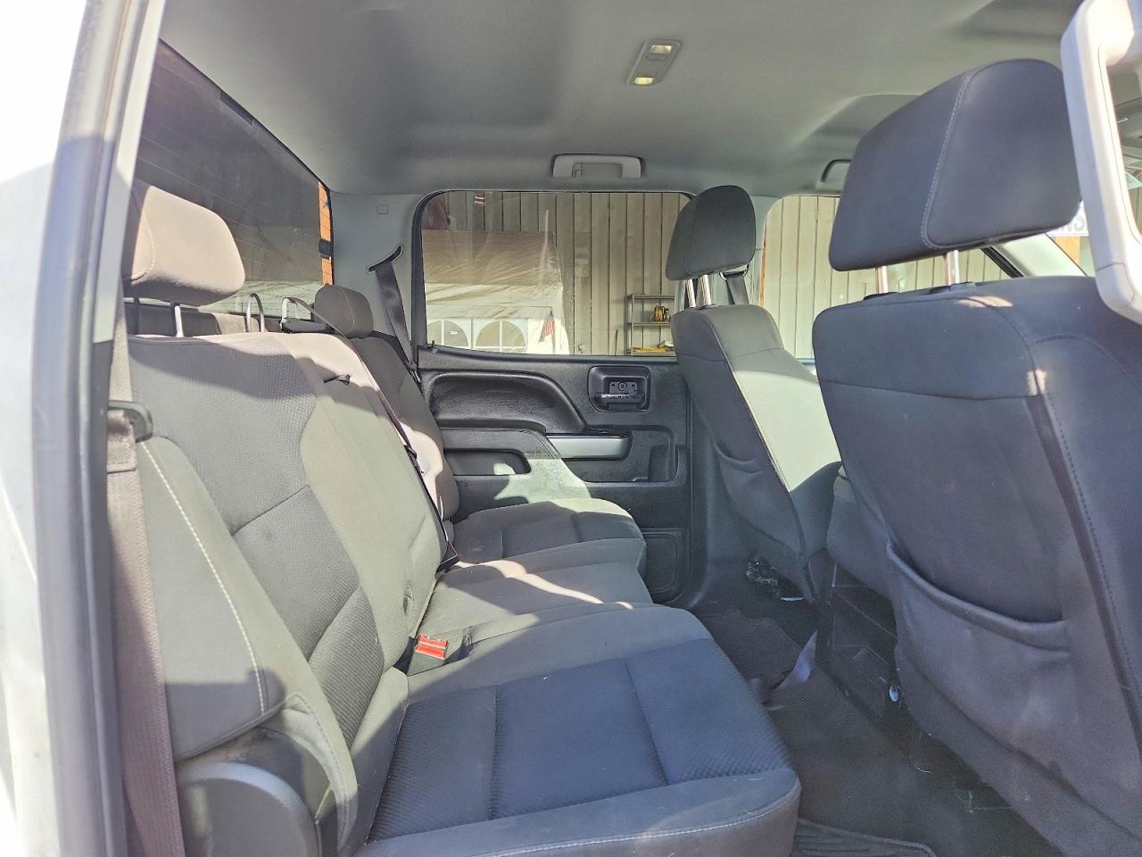 2017 CHEVROLET SILVERADO K1500 LT photo 10