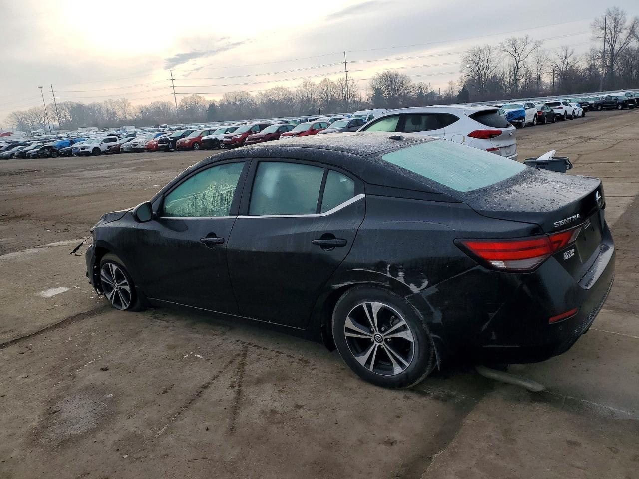 2022 NISSAN SENTRA SV photo 2
