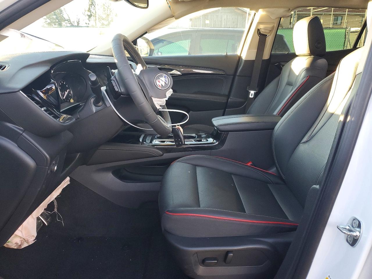 2023 BUICK ENVISION ESSENCE photo 7