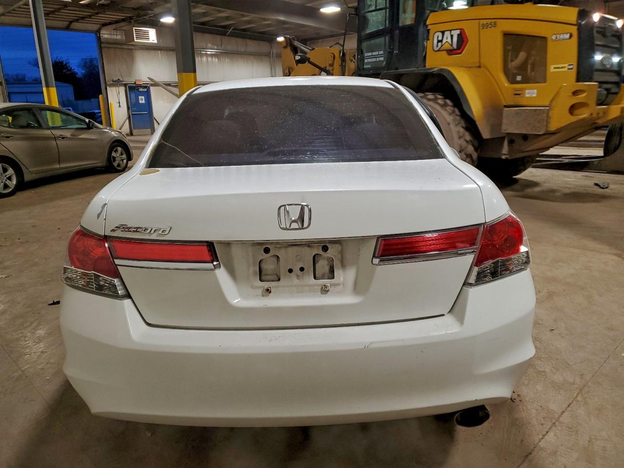 2011 HONDA ACCORD LXP photo 6