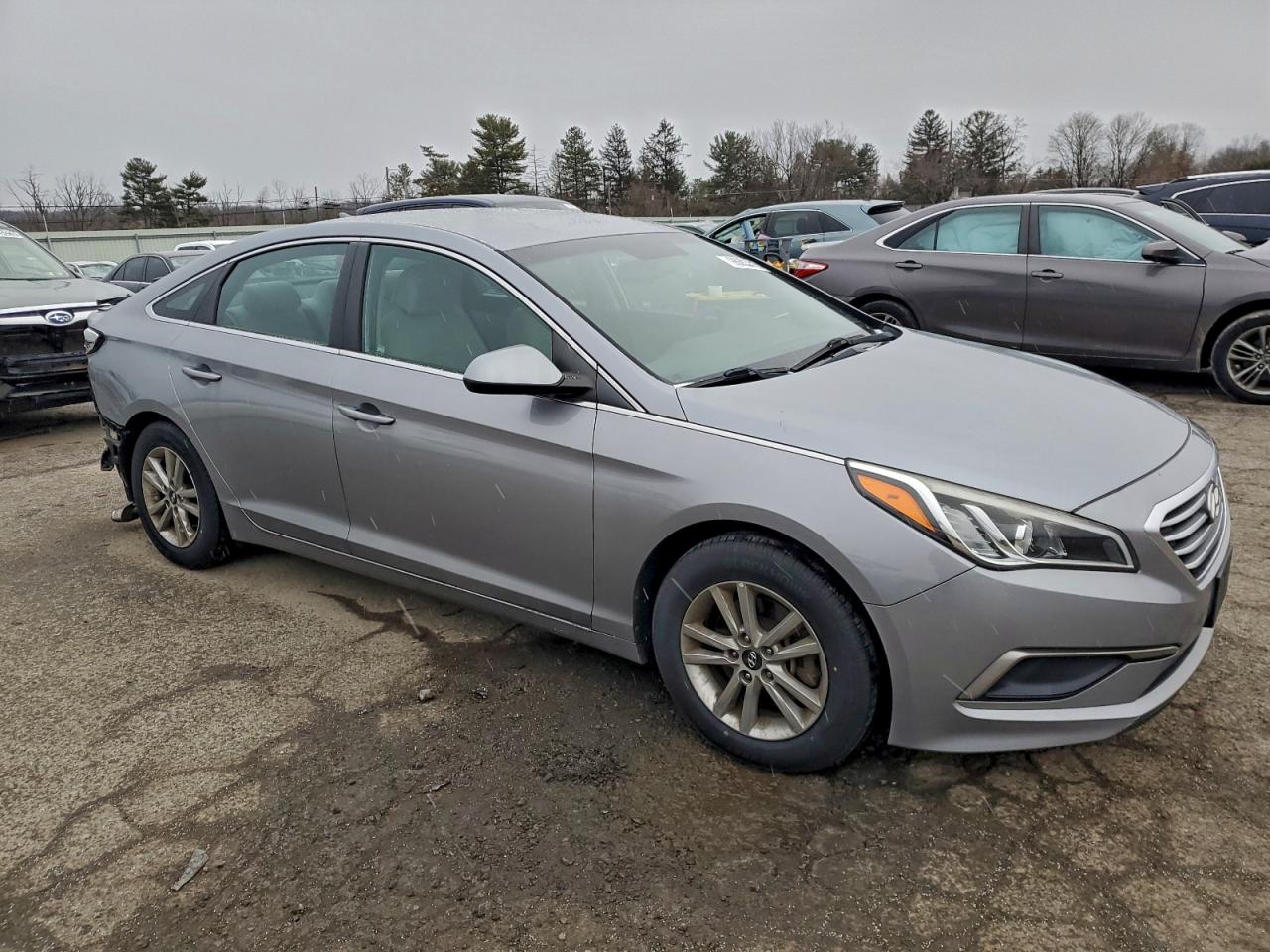 2016 HYUNDAI SONATA SE photo 4