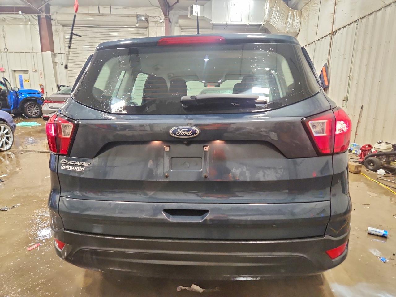 2019 FORD ESCAPE S photo 6
