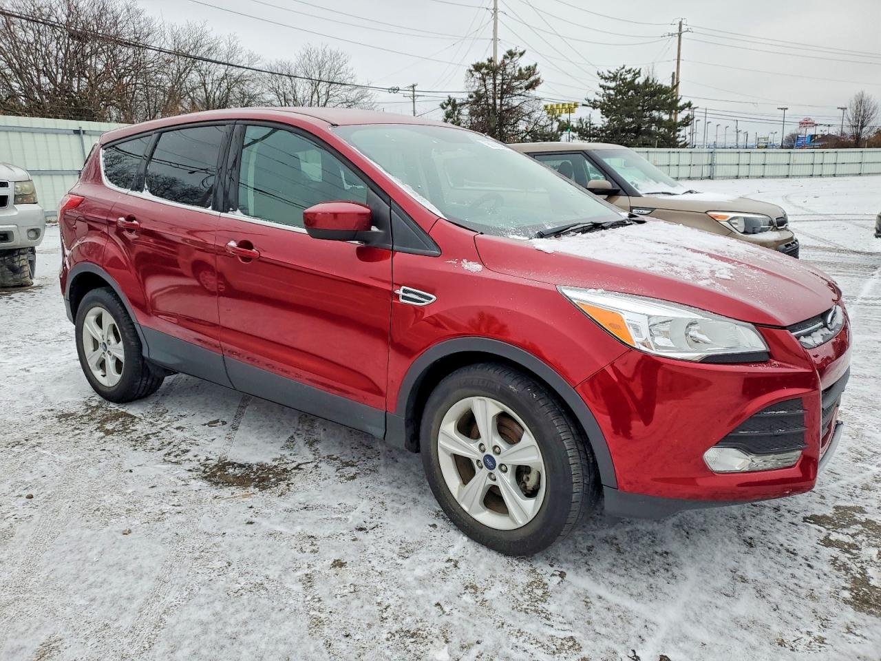 2016 FORD ESCAPE SE photo 4