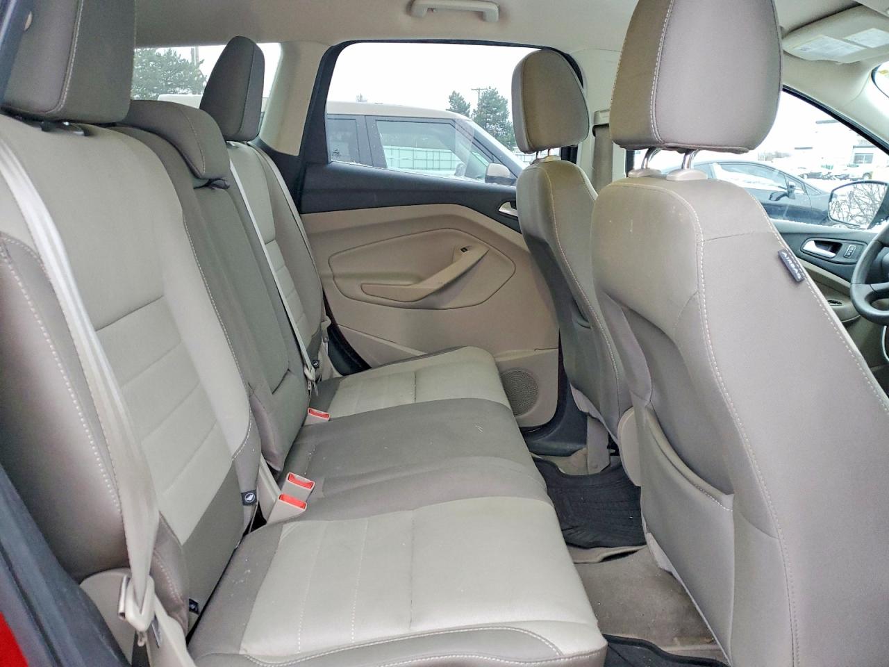 2016 FORD ESCAPE SE photo 11