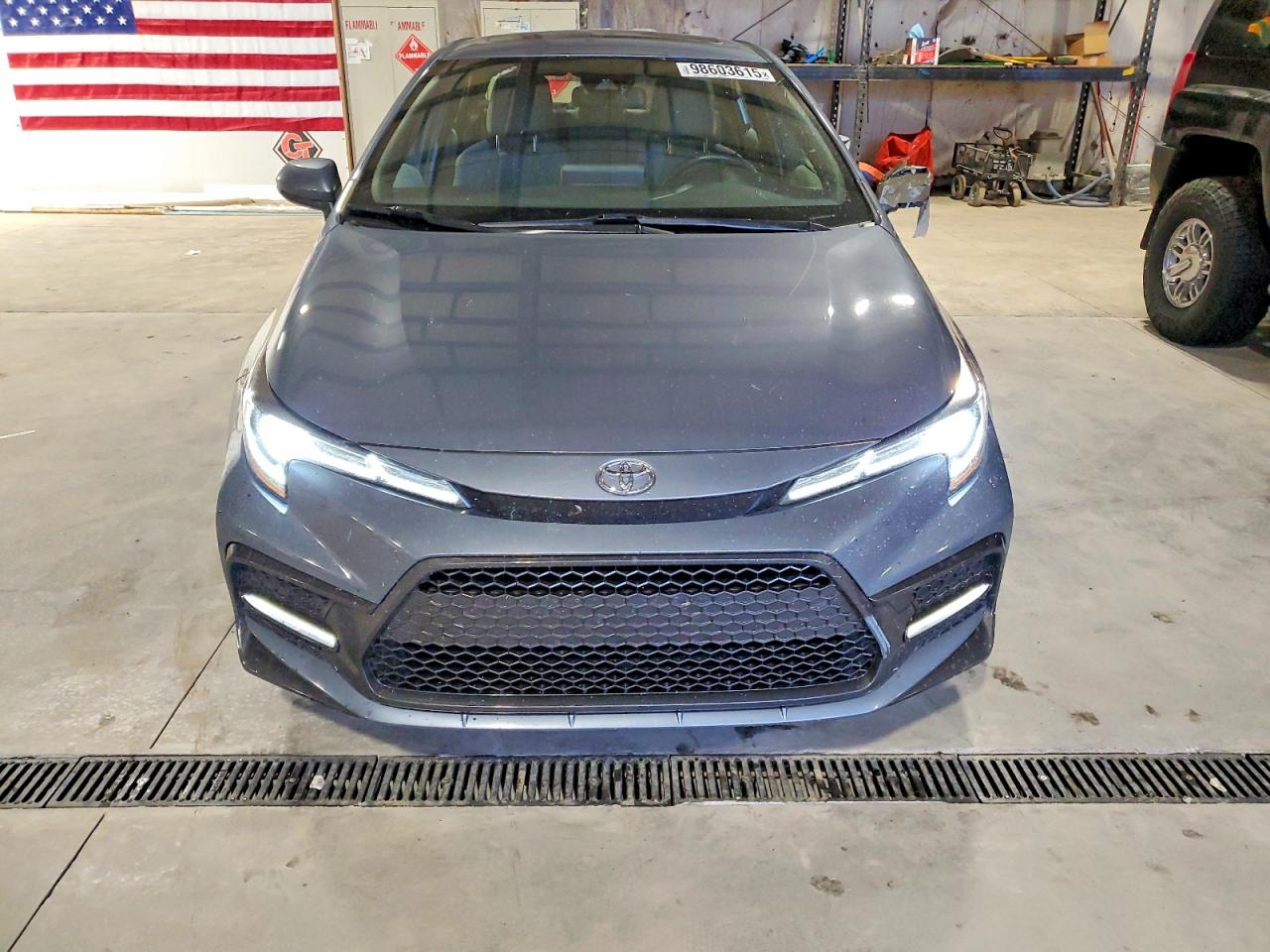 2022 TOYOTA COROLLA SE photo 5