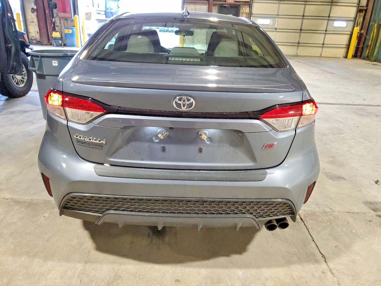 2022 TOYOTA COROLLA SE photo 6