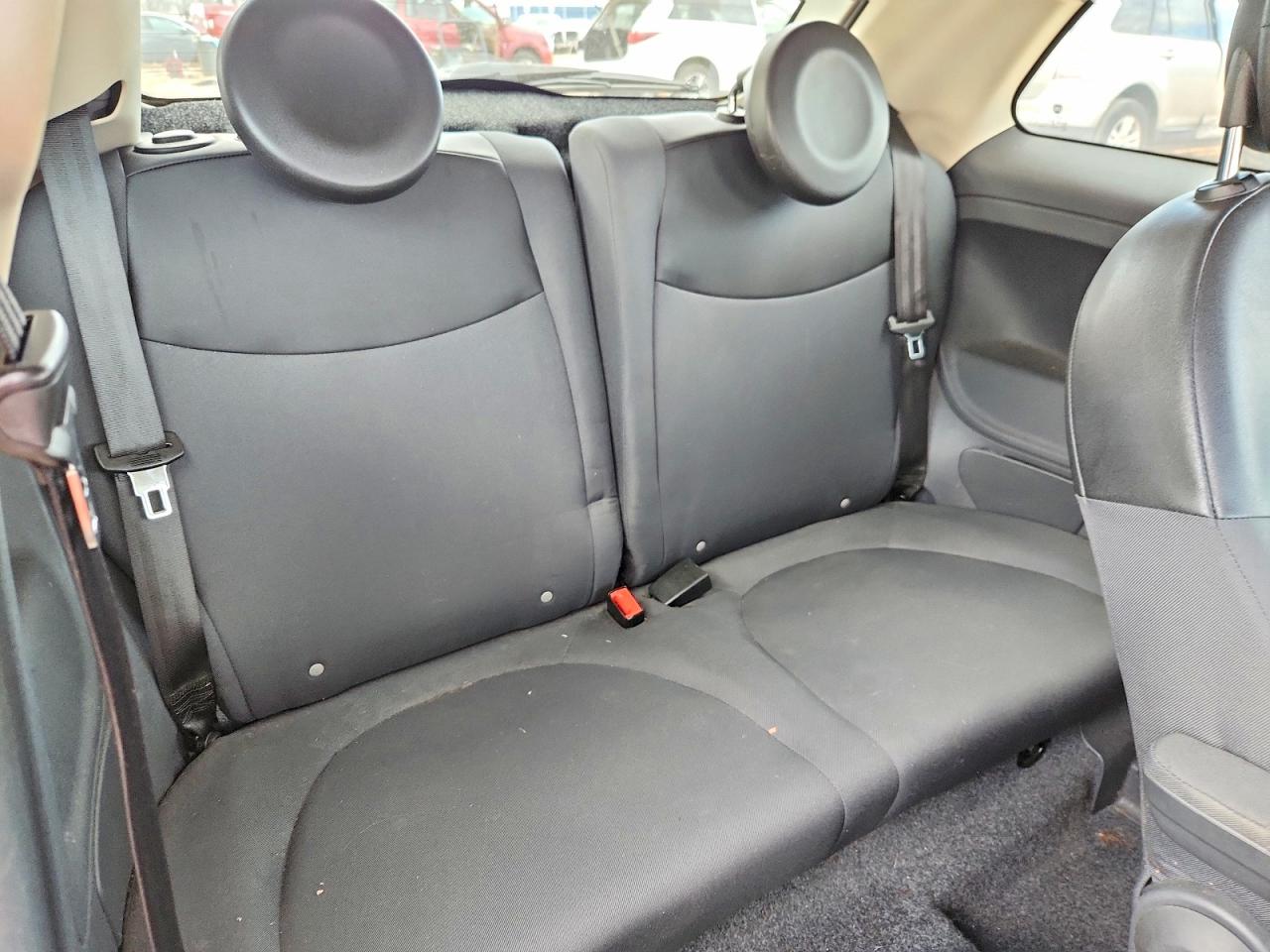 2015 FIAT 500 POP photo 10