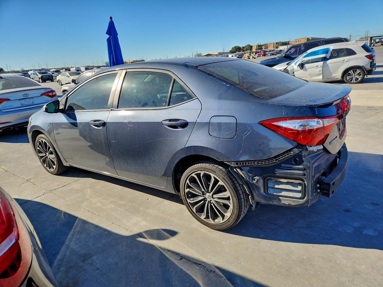 2015 TOYOTA COROLLA L photo 2
