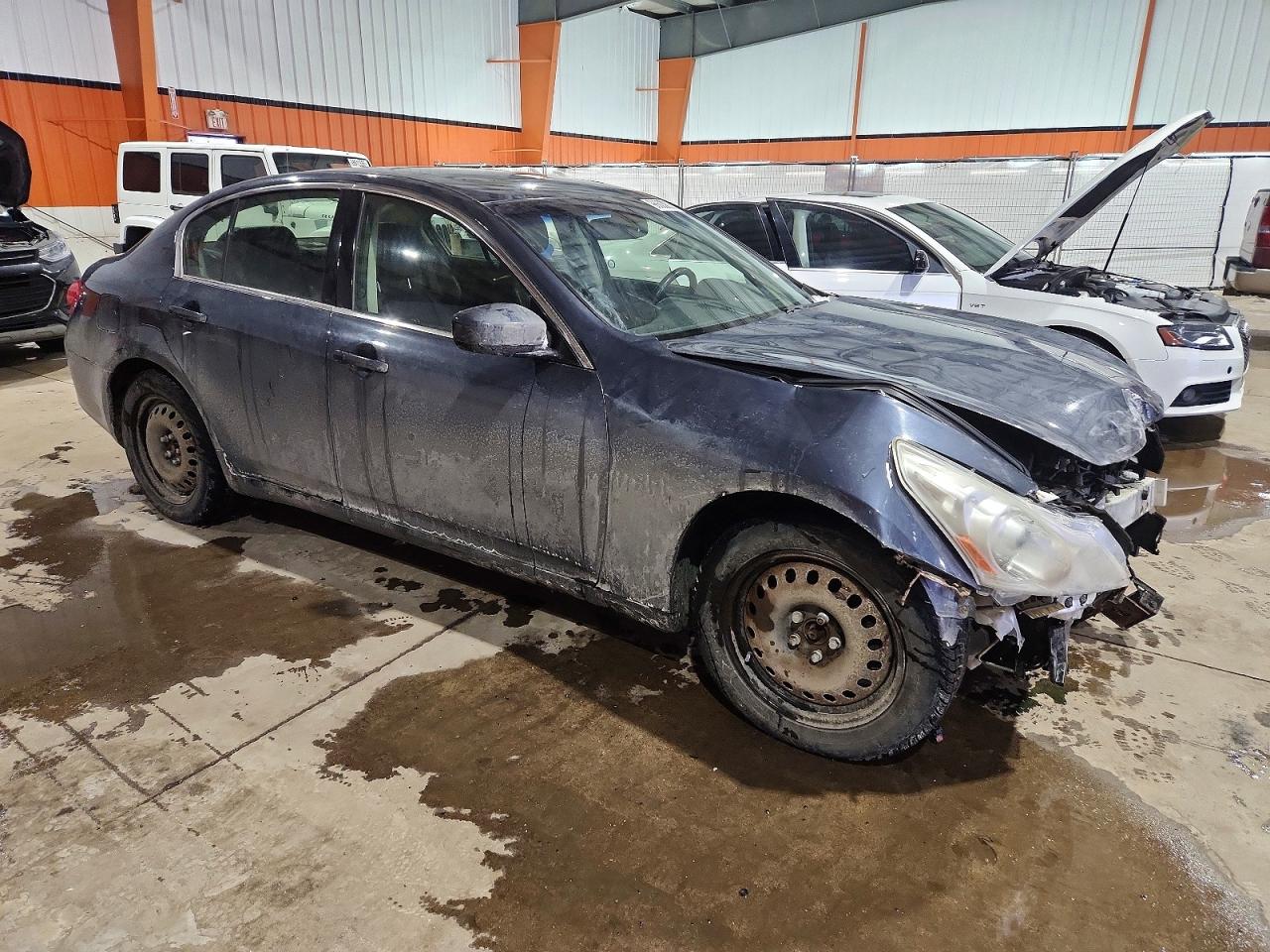 2012 INFINITI G37 photo 4