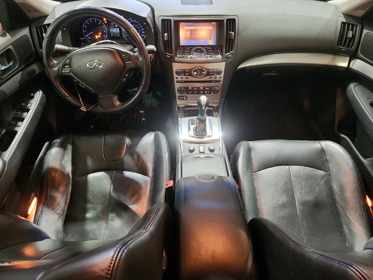2012 INFINITI G37 photo 8