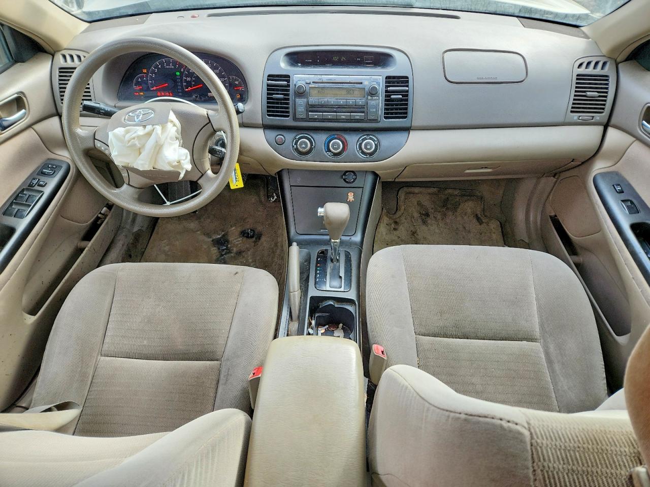 2005 TOYOTA CAMRY LE photo 8
