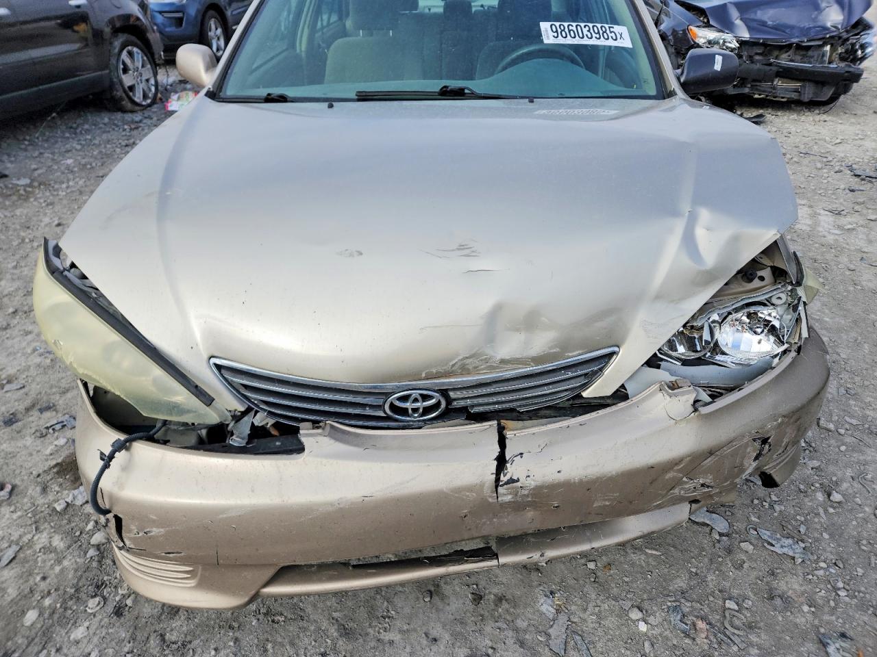 2005 TOYOTA CAMRY LE photo 11