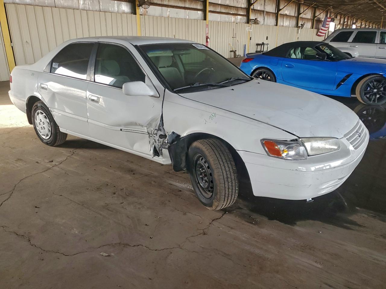 1999 TOYOTA CAMRY CE photo 4