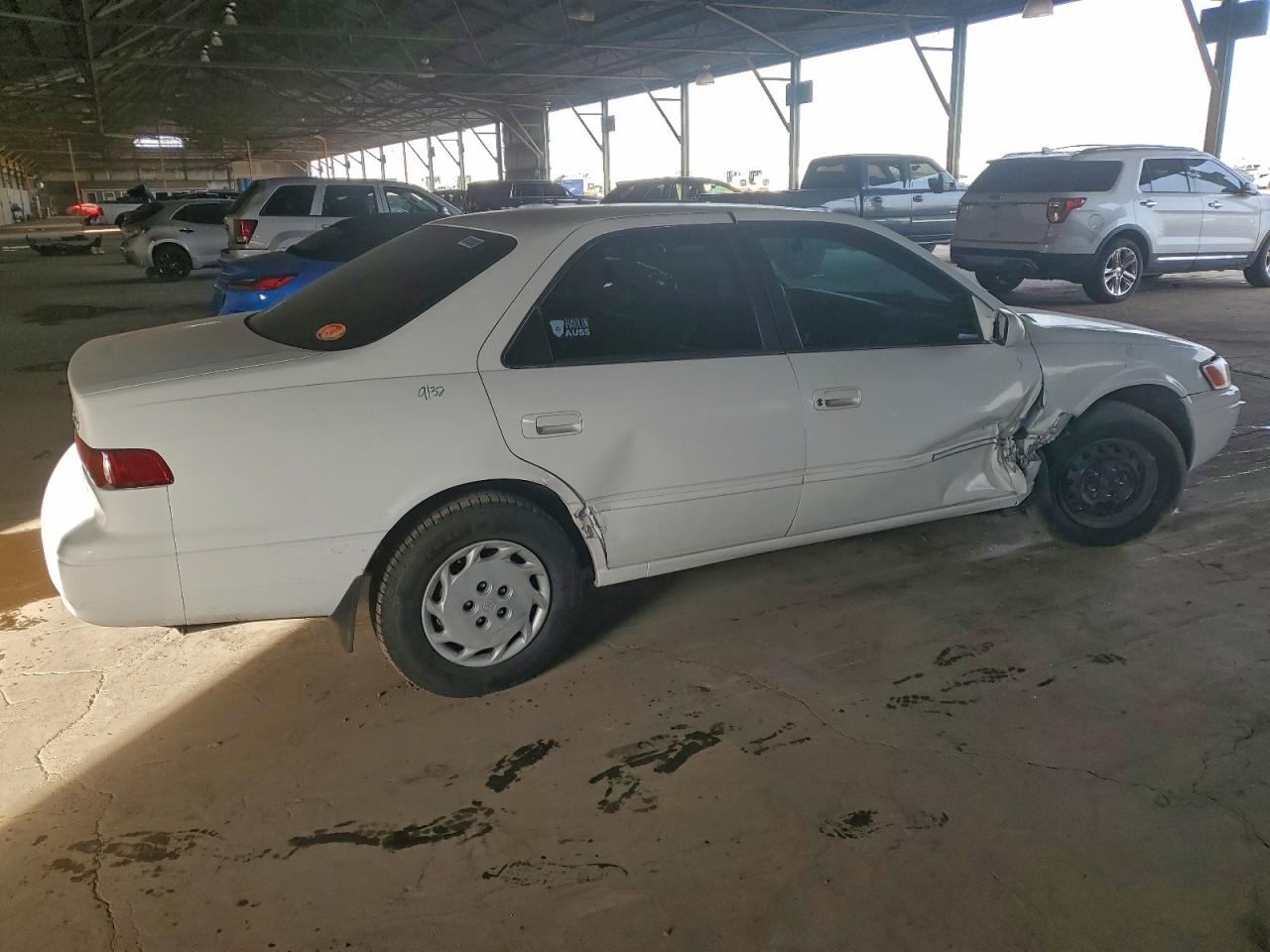 1999 TOYOTA CAMRY CE photo 3