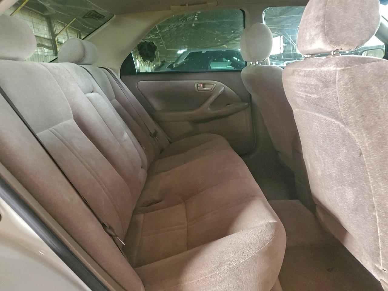 1999 TOYOTA CAMRY CE photo 10