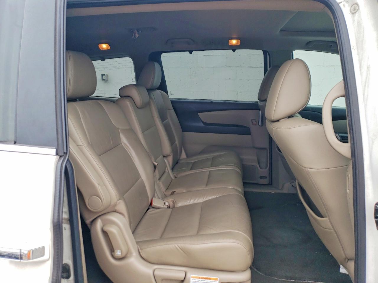 2012 HONDA ODYSSEY EXL photo 11