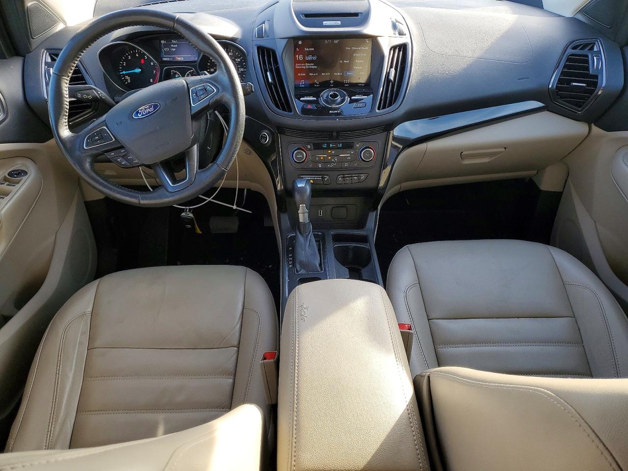 2017 FORD ESCAPE TITANIUM photo 8