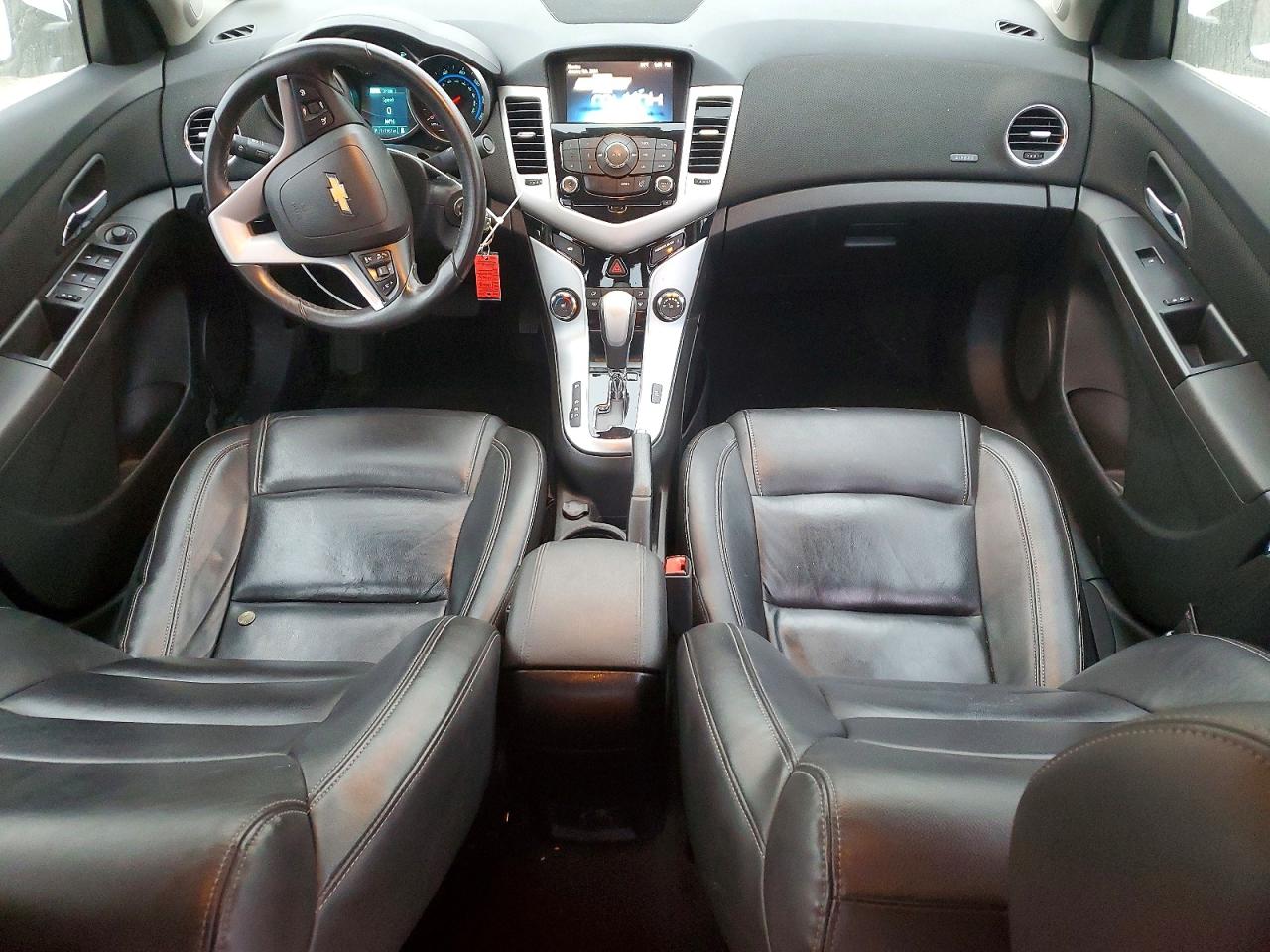 2016 CHEVROLET CRUZE LIMITED LT photo 8