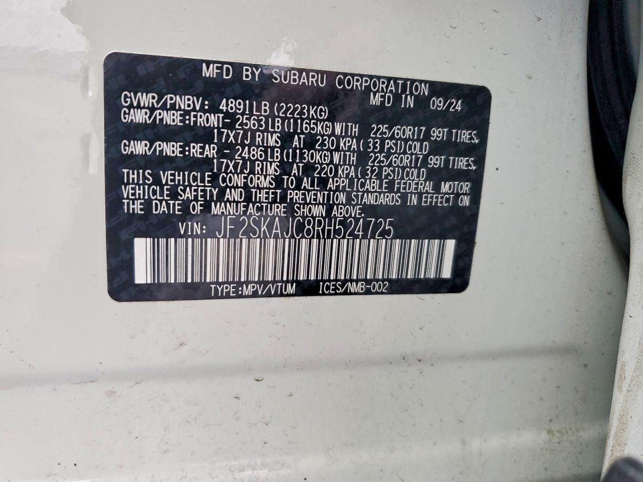 2024 SUBARU FORESTER photo 13