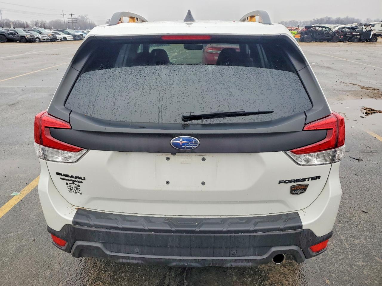 2024 SUBARU FORESTER photo 6