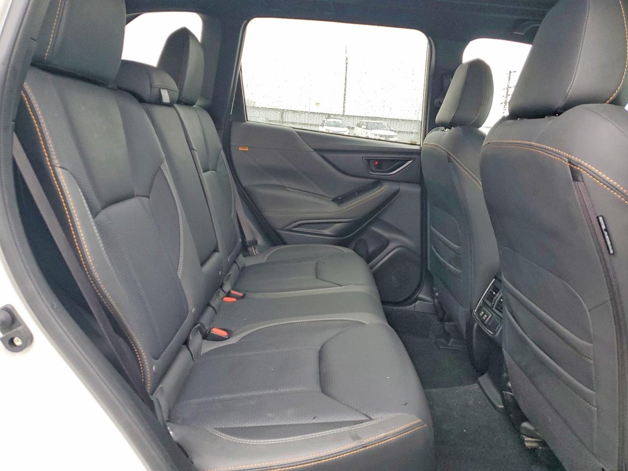 2024 SUBARU FORESTER photo 11
